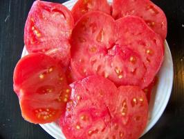8 epätavallinen ja herkullisia lajikkeiden tomaatteja