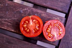 Miten valita tomaatinsiemenet viisaasti