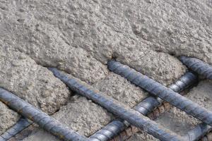 Mitä tarvitaan betonipeitteen: kuinka valita betonin paksuus