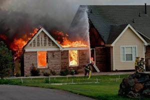 Miten suojata kotiin palo: suositukset ammattilaiset