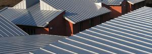 Korjaus ja kunnostus sauma katon: Yleisiä ongelmia ja niiden ratkaisut